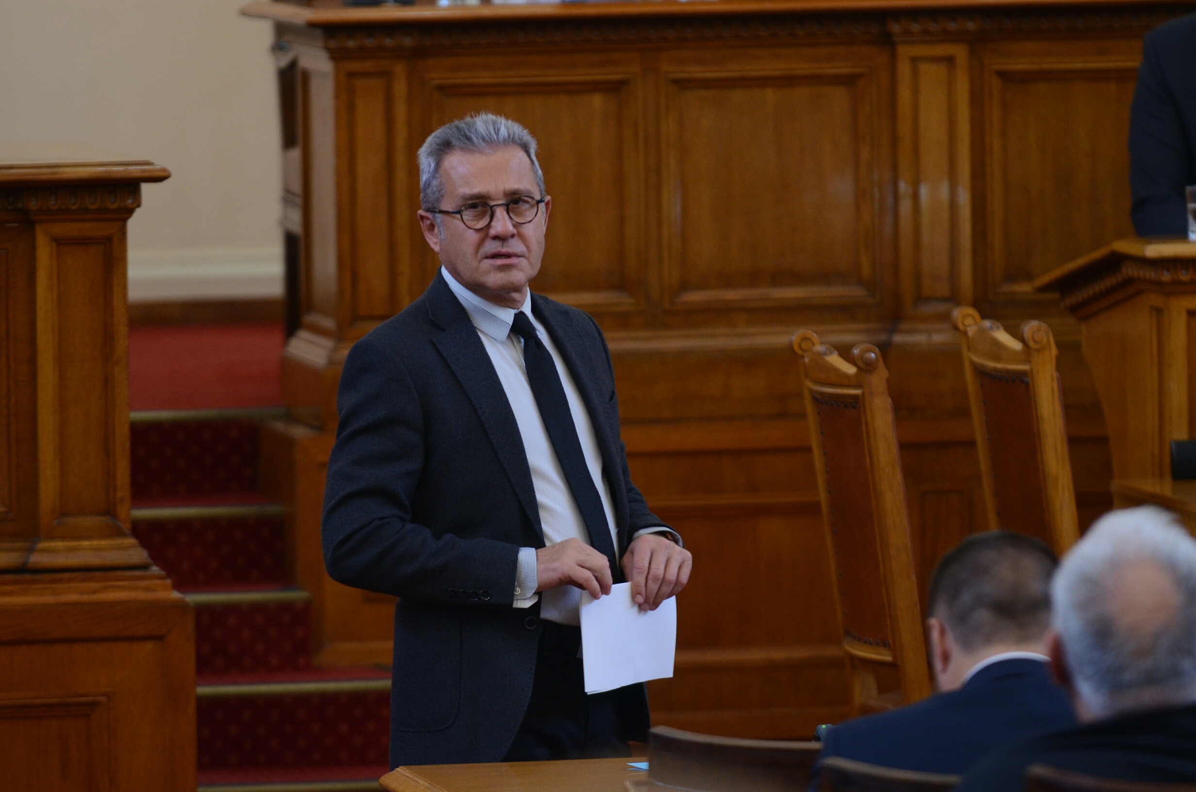 Парламент бюджет Йордан Цонев