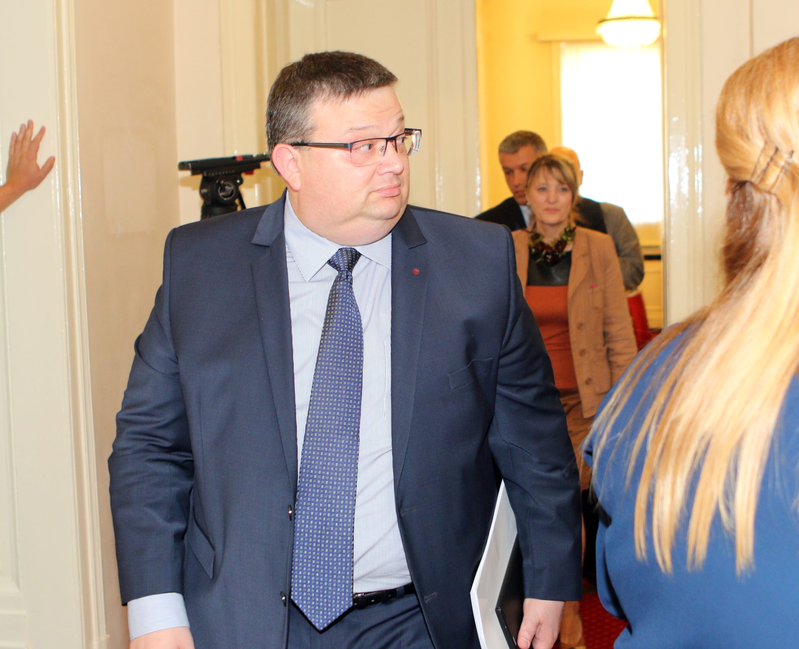 кръгла маса на тема „Радикалният ислямизъм – заплаха за националната сигурност на Република България“  Сотир Цацаров - прокурор