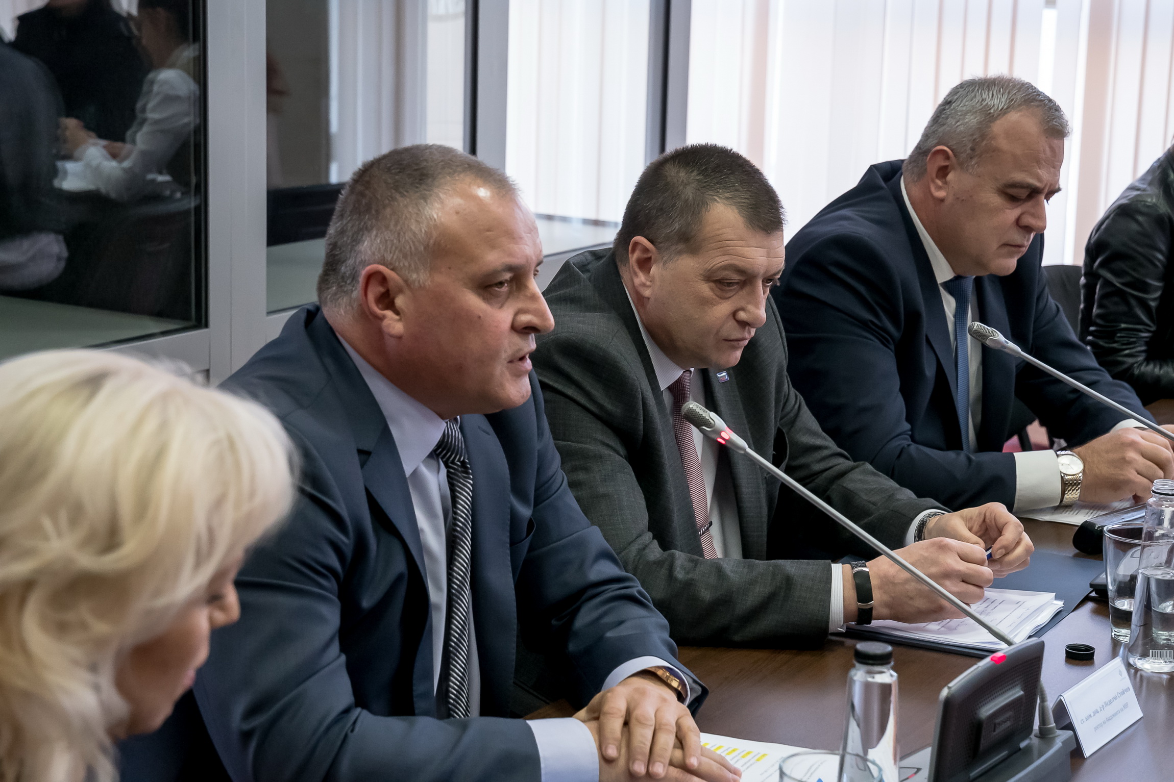 МВР-ЕС