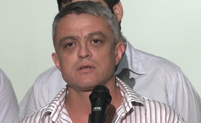 Бисер Манолов- Петното