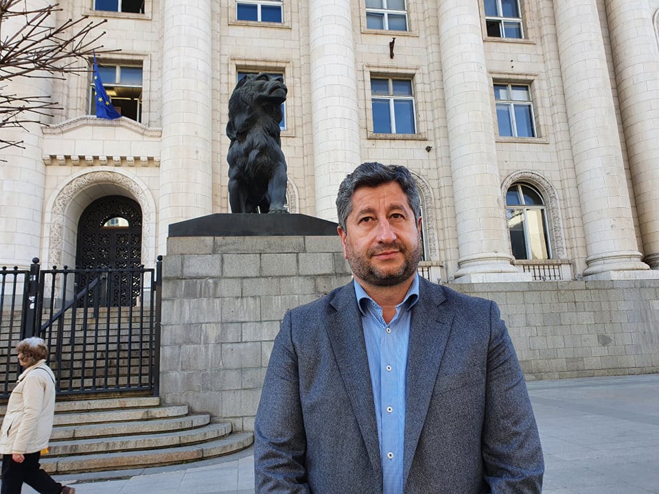 Христо Иванов пред Съдебната палата