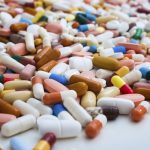 Заместник-здравен министър в трансграничен канал за лекарства?