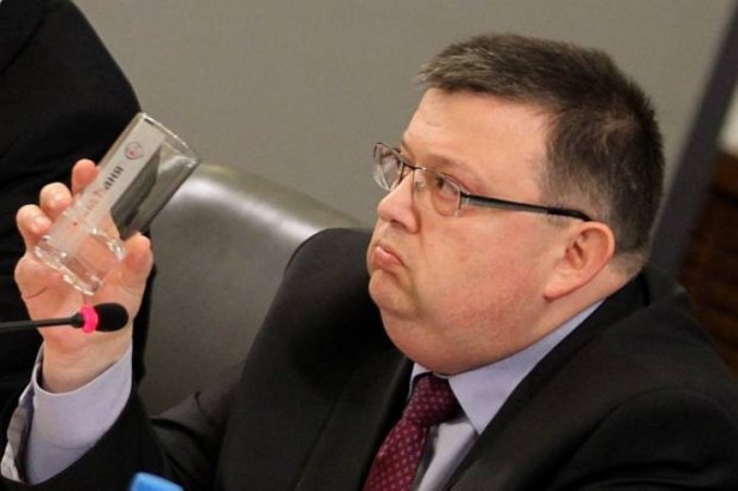 цацаров