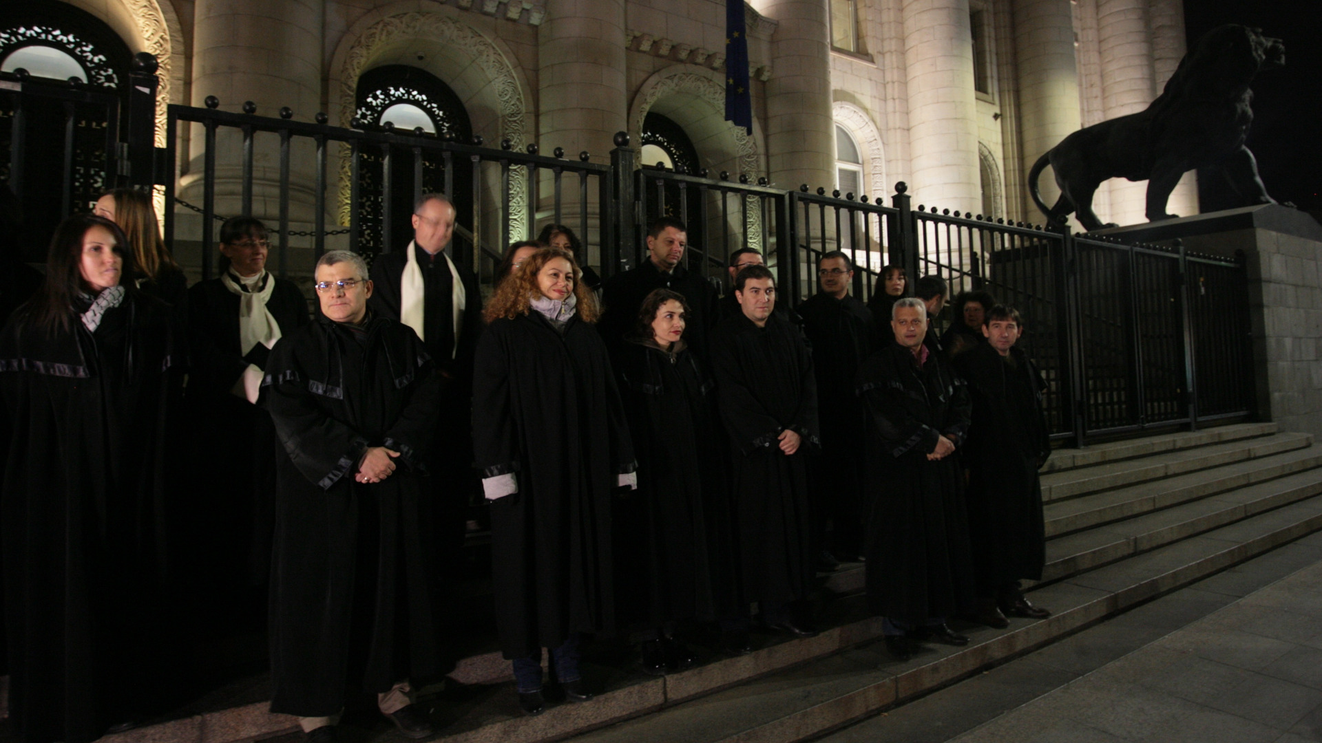 протестиращи съдии