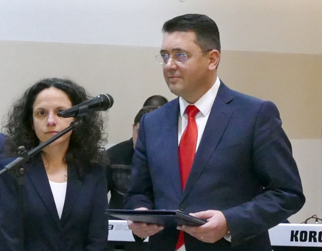 МВР министър Узунов
