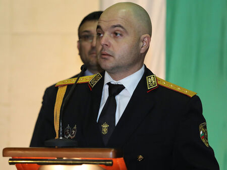 главен секретар