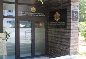 Институтът за пътна безопасност скочи на КФН заради „Бонус-Малус“ в застраховането
