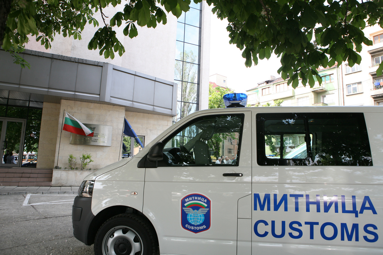 Агенция Митници