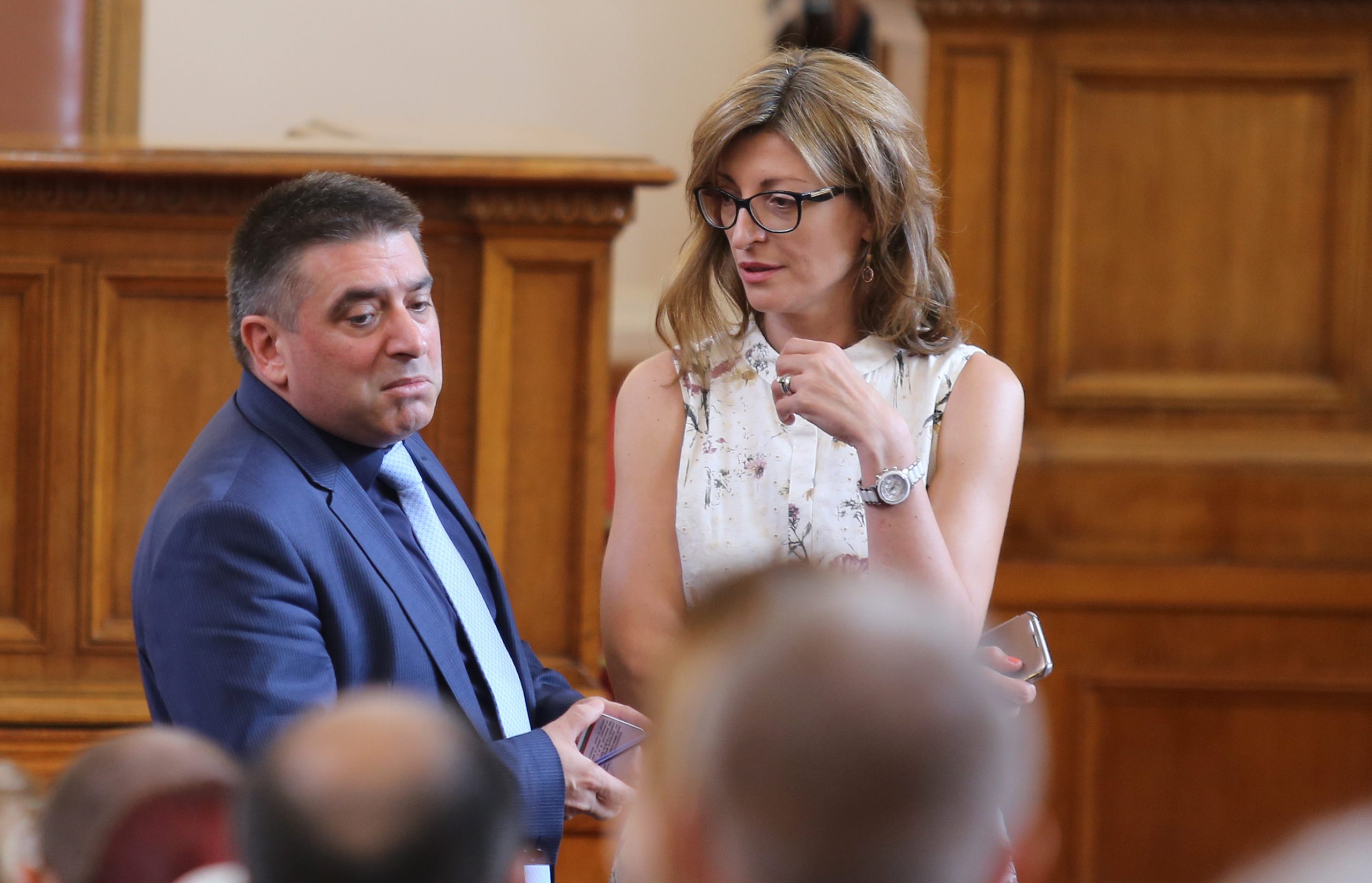 Парламент Данаил Кирилов