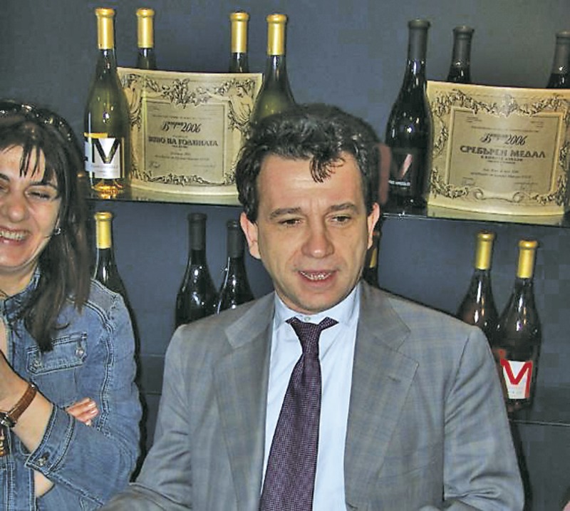 Съдружникът на Цветан Василев в КТБ и “Булгартабак” Едоардо Миролио ще сърба попарата на българската съдебна система.