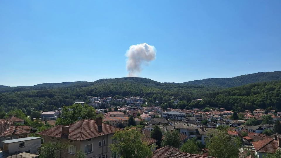село белица военен завод взрив